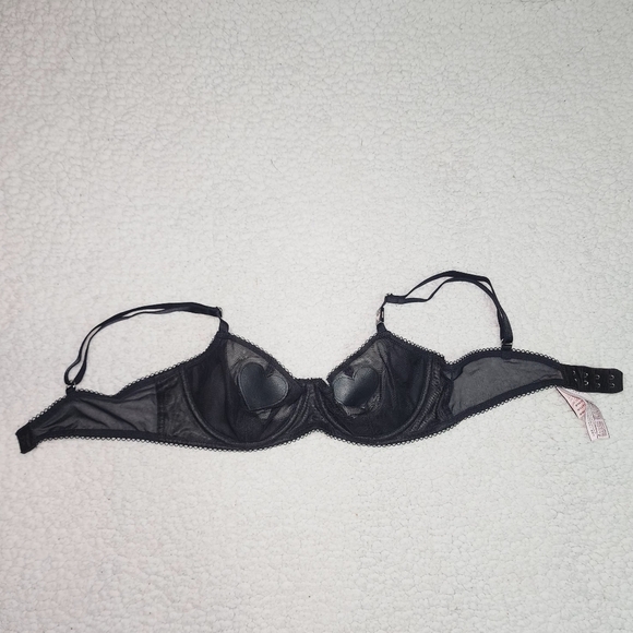 NWT VS Dream Angels Leather Heart Bra - Picture 3 of 6